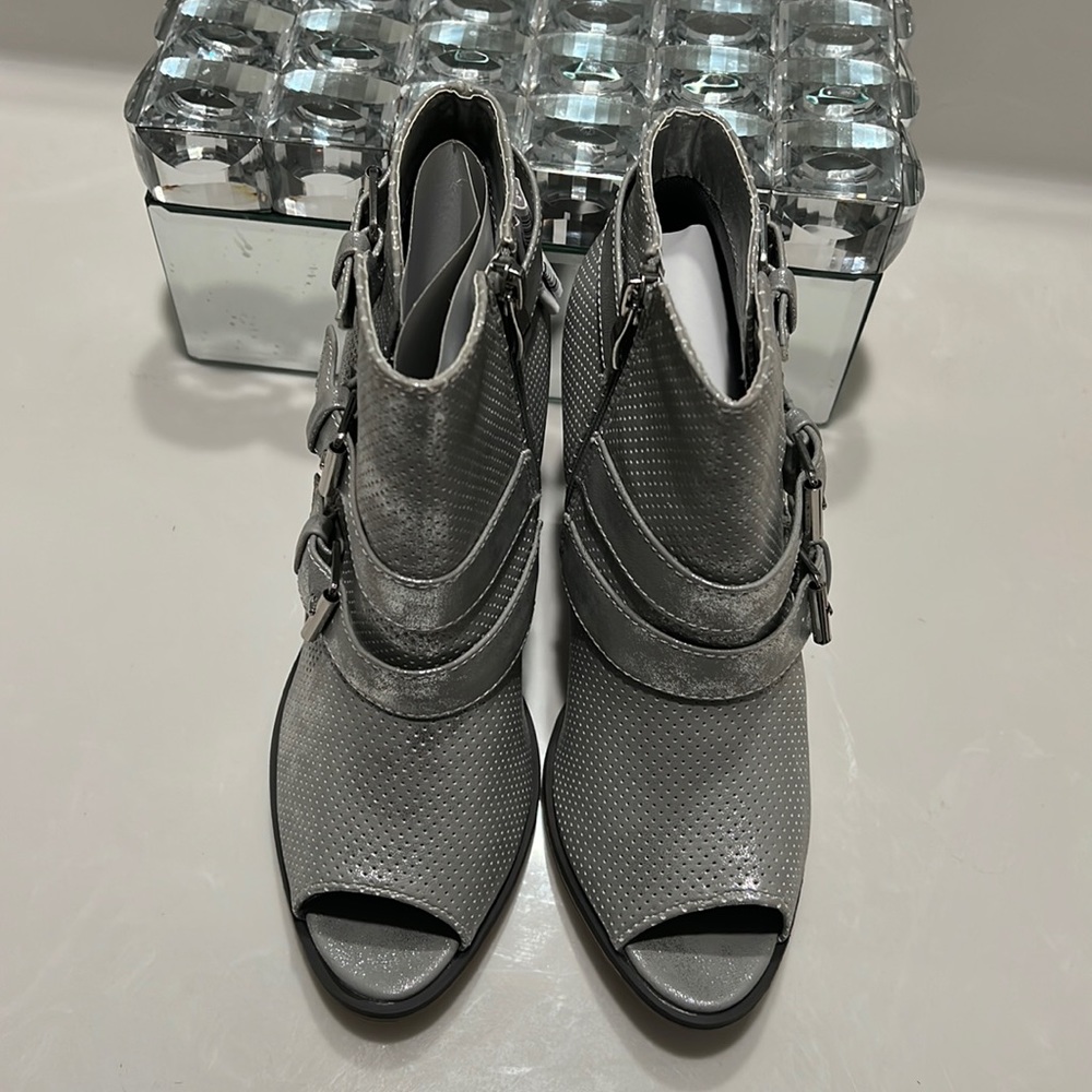 Shoes new
